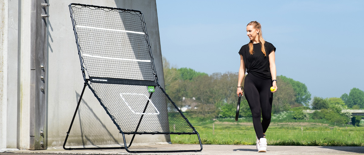 Hvilke padelslag kan jeg øve med Smash padel rebounder?