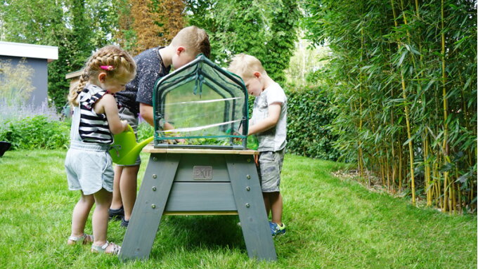 10 udendørs legetøjsting til småbørn og førskolebørn