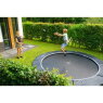 EXIT Dynamic trampolin i jordniveau ø305cm med Freezone sikkerhedsfliser -sort